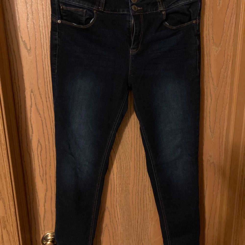 Juniors Jeans